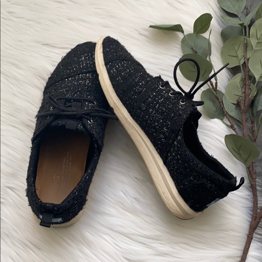 Toms Women’s Black Del Ray Tennis Shoes Size 10